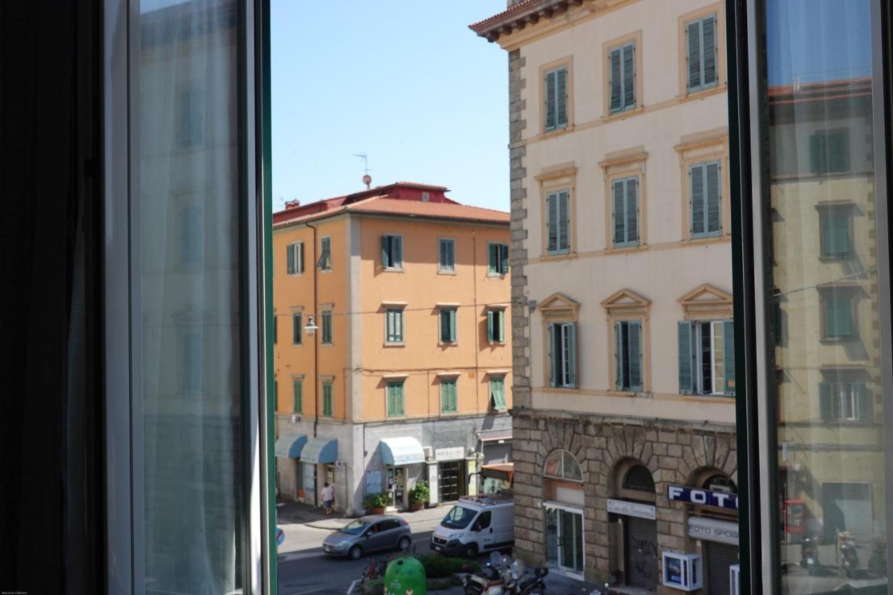 Casa Mille Baci Con Parcheggio Apartment Livorno Exterior foto