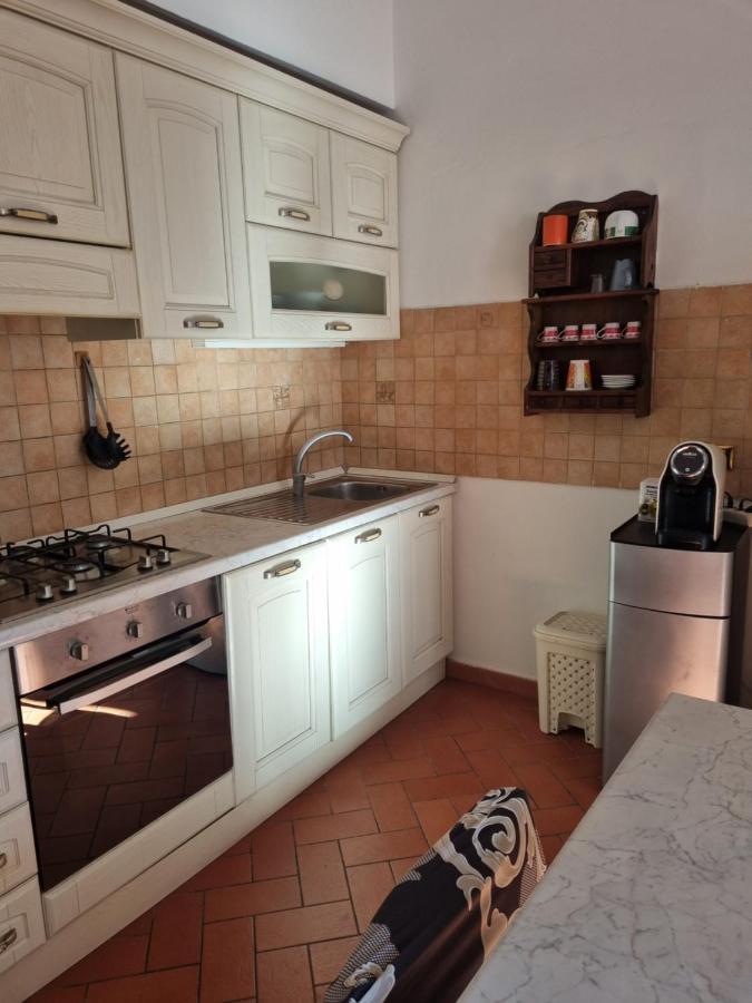 Casa Mille Baci Con Parcheggio Apartment Livorno Exterior foto