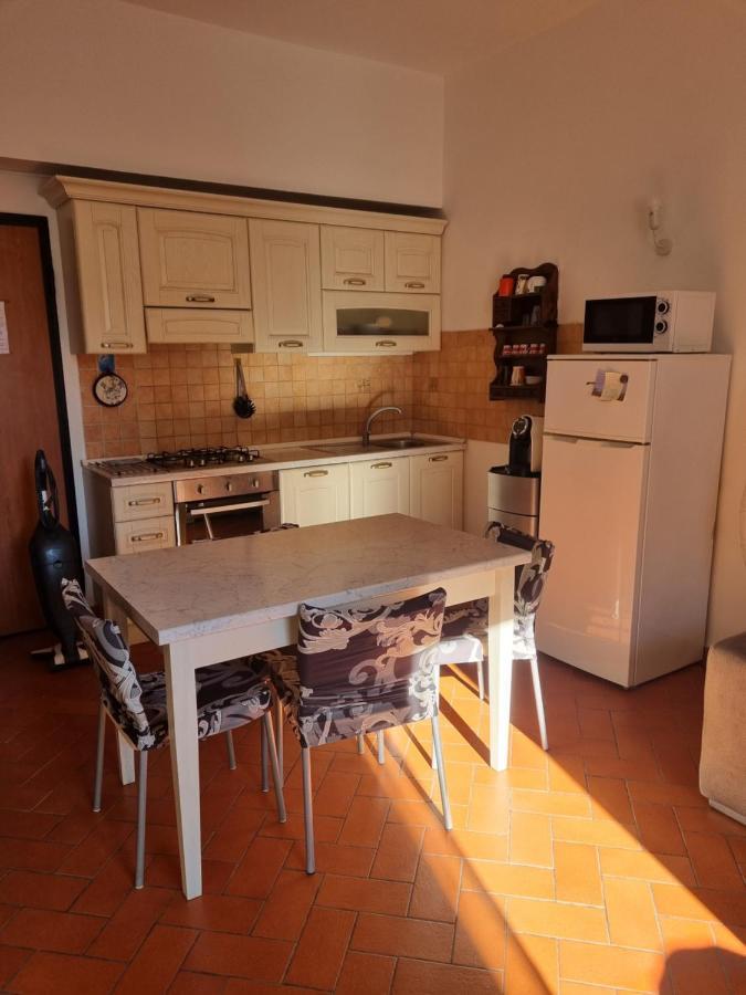Casa Mille Baci Con Parcheggio Apartment Livorno Exterior foto