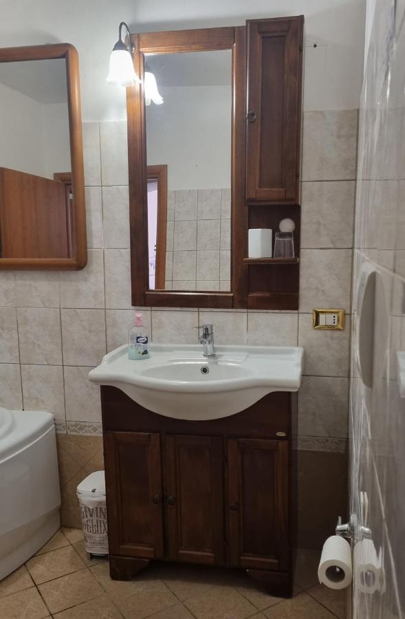 Casa Mille Baci Con Parcheggio Apartment Livorno Exterior foto